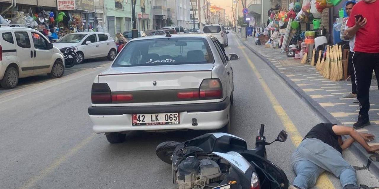 Motosiklet Otomobile Çarptı: 1 Yaralı