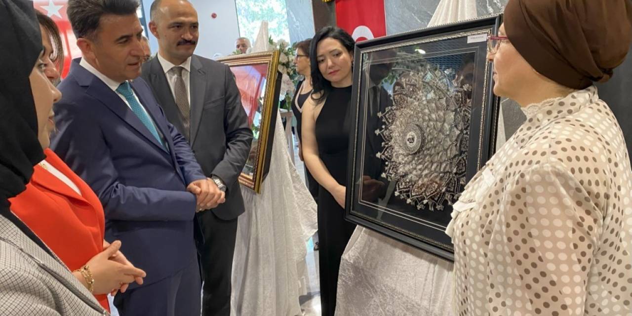 Bilecik’te El Emeği Göz Nuru Eserler Büyük Beğeni Topladı