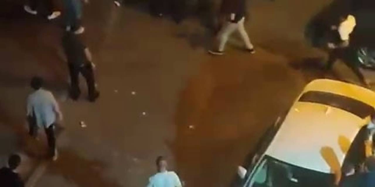 Esenyurt’ta Çocukların Telefon Kavgasında Ortalık Böyle Karıştı