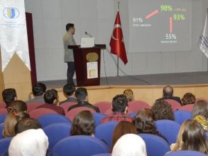 Koreli Hocadan Esogü Diş Hekimliği Fakültesi Öğrencilerine Eğitim