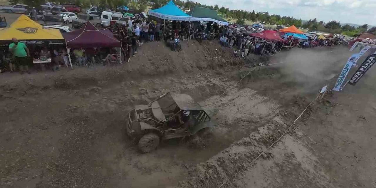 Amasya’da Off-road Yarışları Nefes Kesti