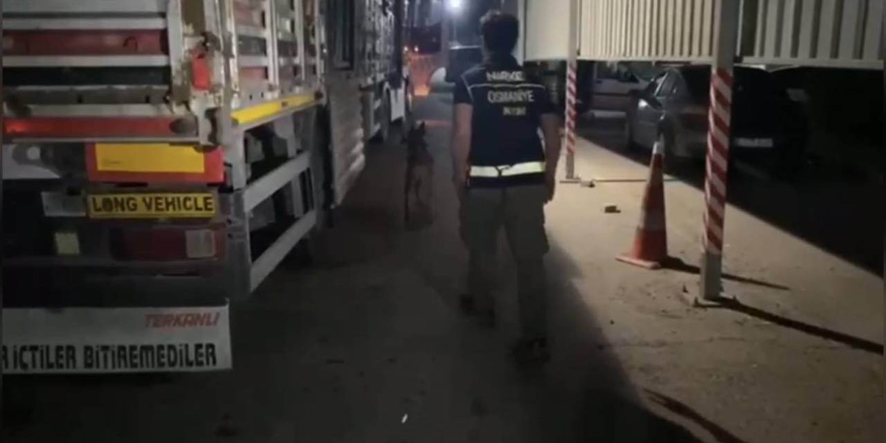 Osmaniye’de Durdurulan Tır Ve Yolcu Otobüsü Uyuşturucu Madde Ele Geçirildi