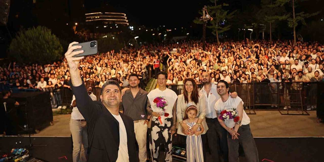 Müzikseverler Ataşehir’deki Yaz Konserlerinde Buluştu
