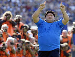 Maradona: Servet tam bir kazma