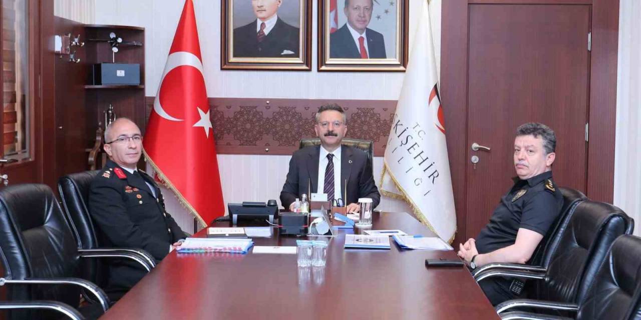Vali Aksoy, İçişleri Bakanı Başkanlığında Düzenlenen Toplantıya Katıldı