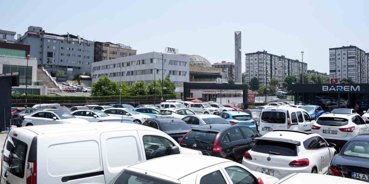 İkinci El Araç Piyasası Eski Bayramlarını Arıyor