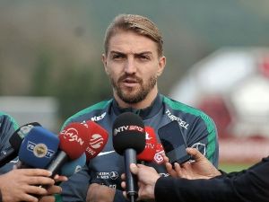 Caner Erkin: “Alnımızın Akıyla Gruptan Çıkacağız”