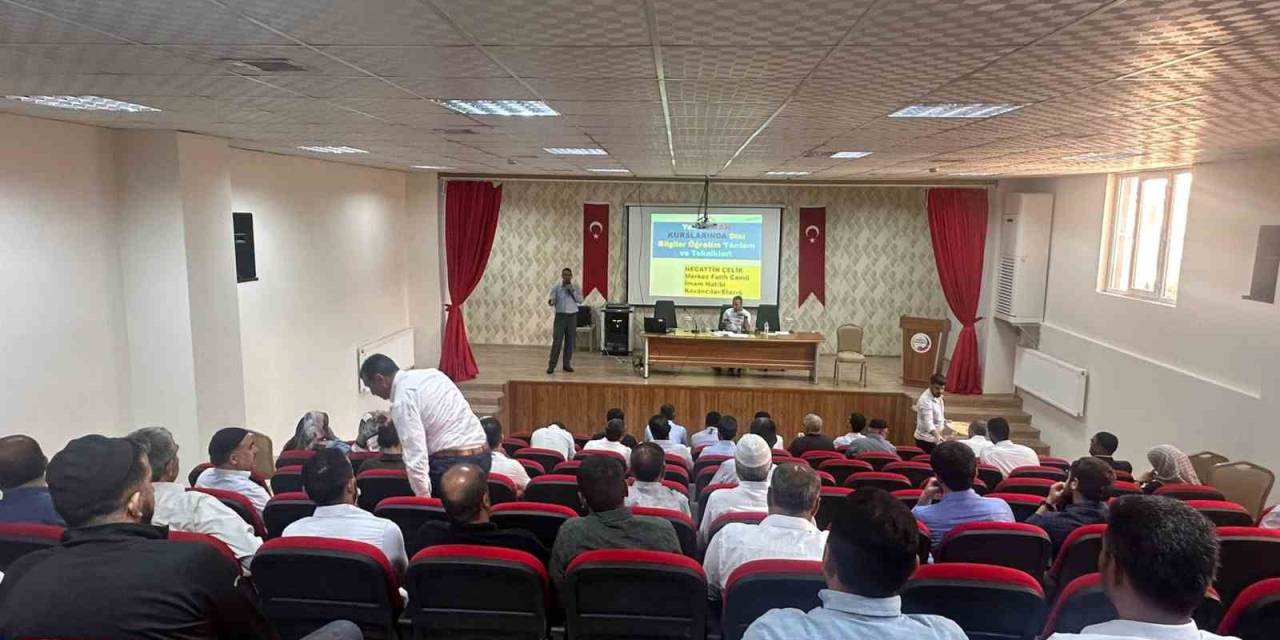 Elazığ’da  Yaz Kur’an Kursları Eğitim Semineri Düzenlendi