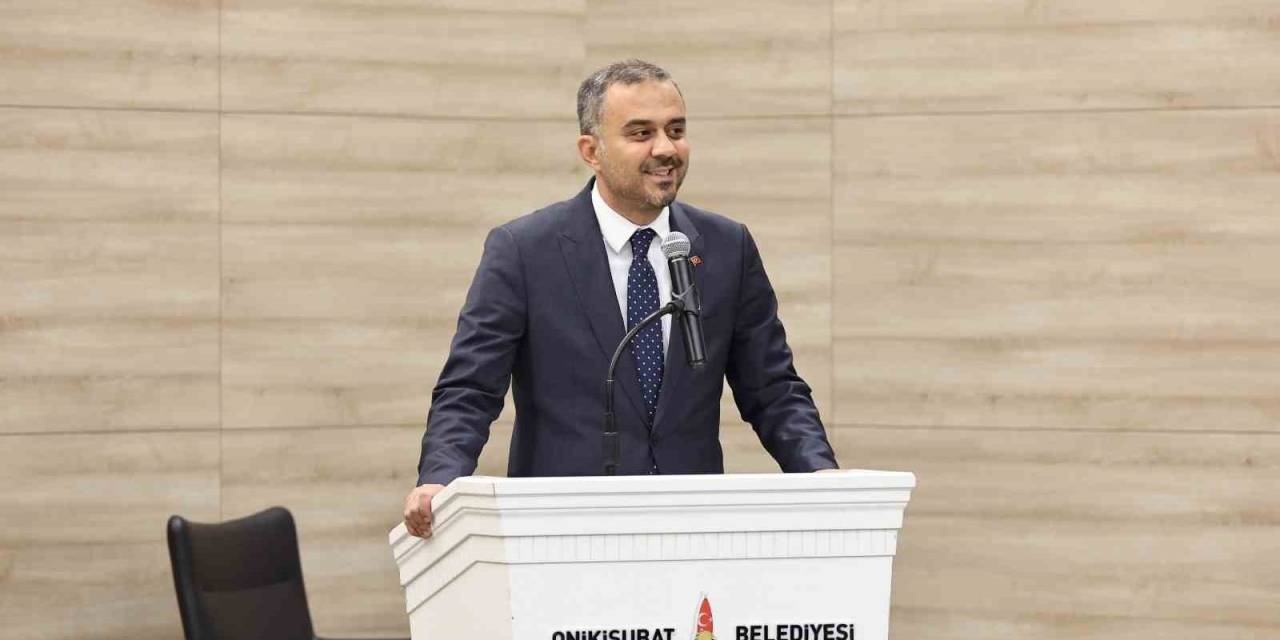 Başkan Toptaş’tan Bayram Öncesi Belediye Personeline Zam Müjdesi