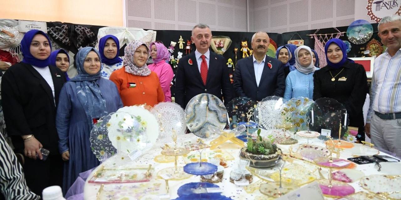 Bu Merkezde 500 Bin Kadın Eğitim Aldı