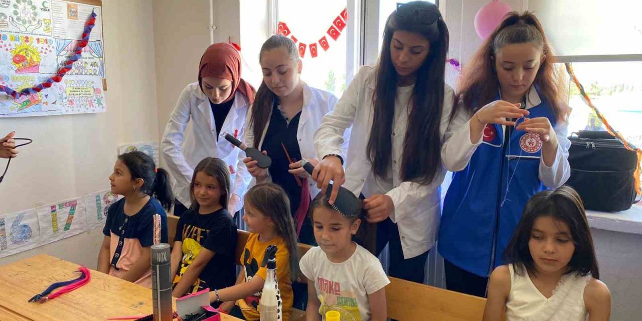 Çocuklar Hayal Ediyor, Gönüllü Kuaförler Yapıyor