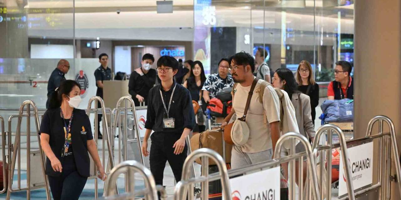 Singapur Havayolları’ndan Türbülansa Giren Uçaktaki Yolculara Tazminat Teklifi