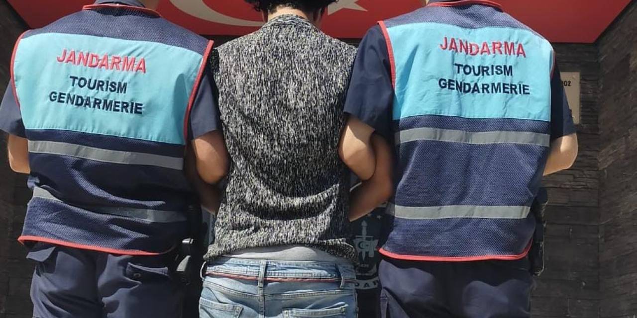 15 Yıl Kesinleşmiş Cezası Bulunan Firari Jandarmadan Kaçamadı