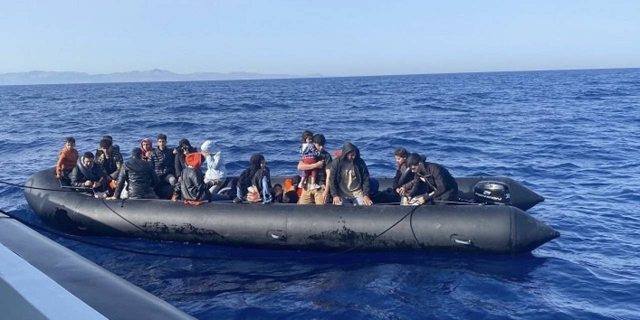 Ayvacık Açıklarında 41 Kaçak Göçmen Kurtarıldı