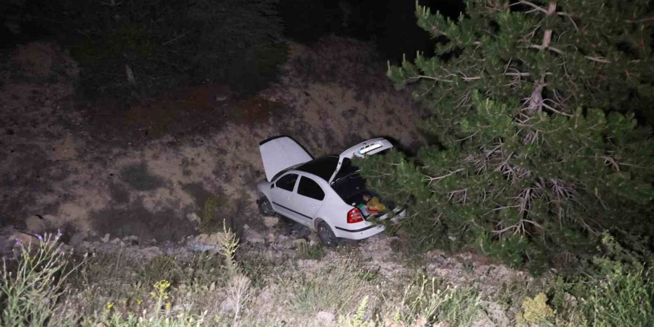 Uçurumdan Araçla Uçtu, "Buradan Olduğu Gibi İndim" Dedi