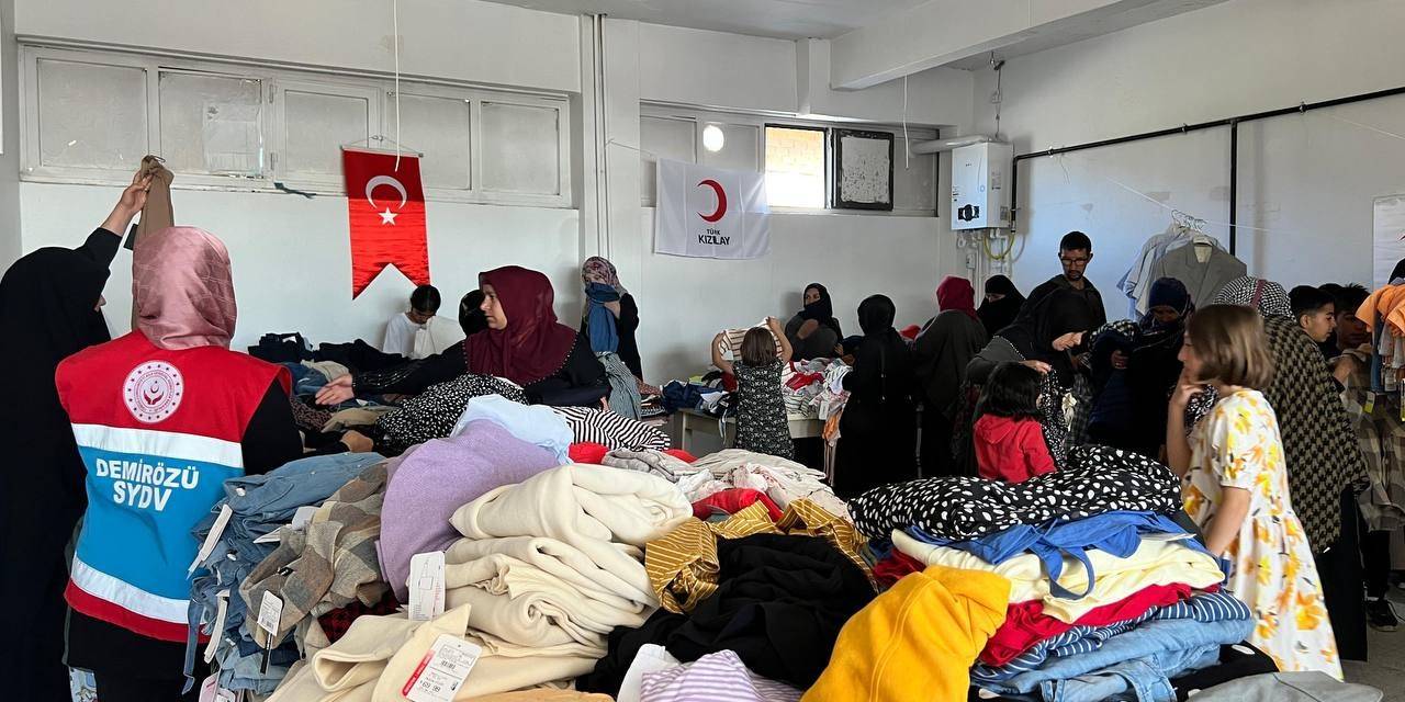 Bayburt Kızılay Demirözü’nde Butik Mağaza Açtı