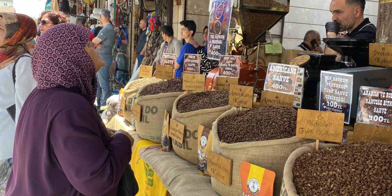 Bayram Sohbetlerin Vazgeçilmezi: Türk Kahvesi