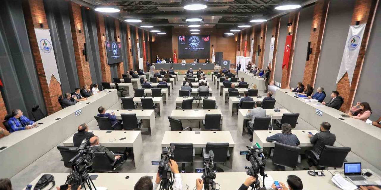 Pamukkale Belediyesi Borçlanmaya Devam Ediyor