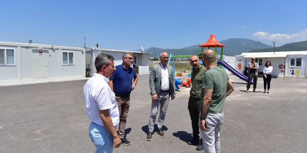 Depremzedeler İçin Çok Amaçlı Açık Alan Spor Sahaları Yapılacak