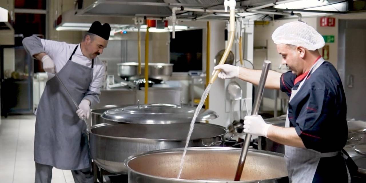 Turgutlu Belediyesinin Kurban Bağışı Kampanyası Sürüyor