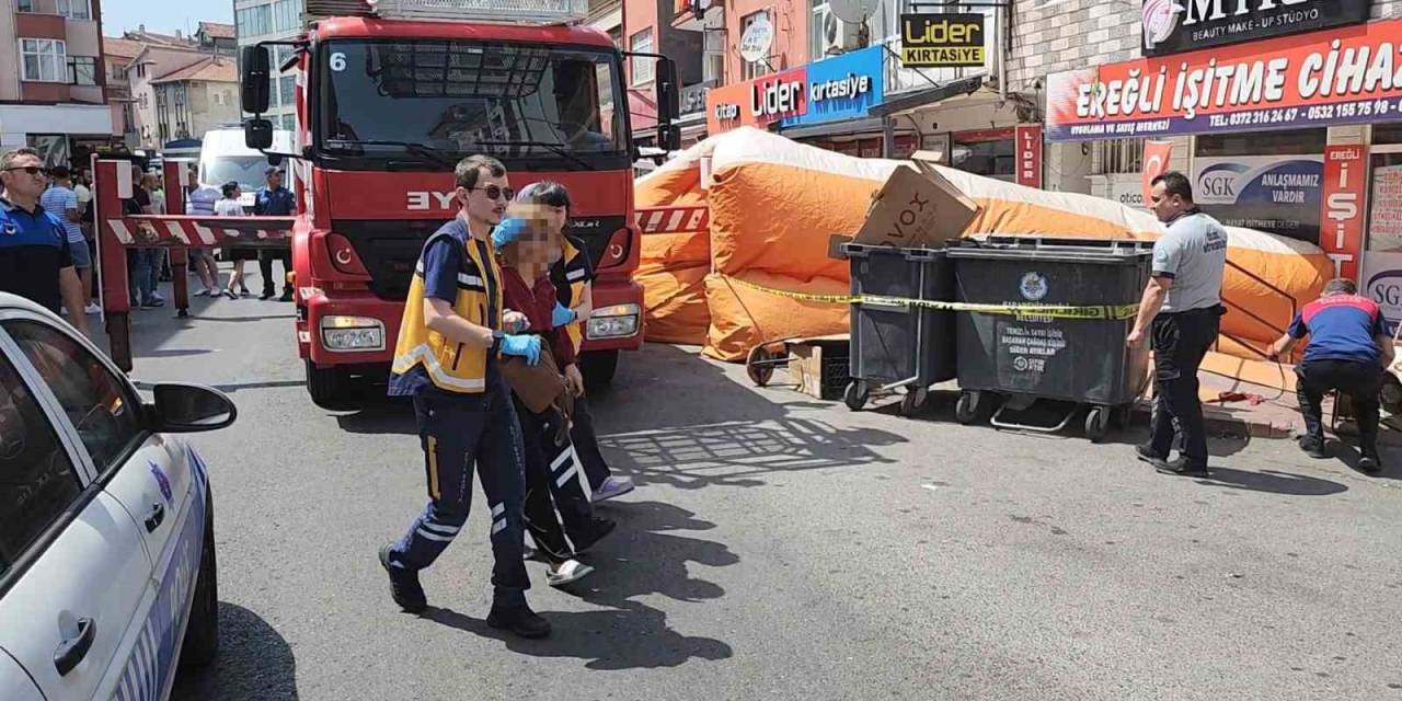 13 Yaşındaki Kız Annesini Darp Ederek Rehin Aldı; İntihara Kalkıştı