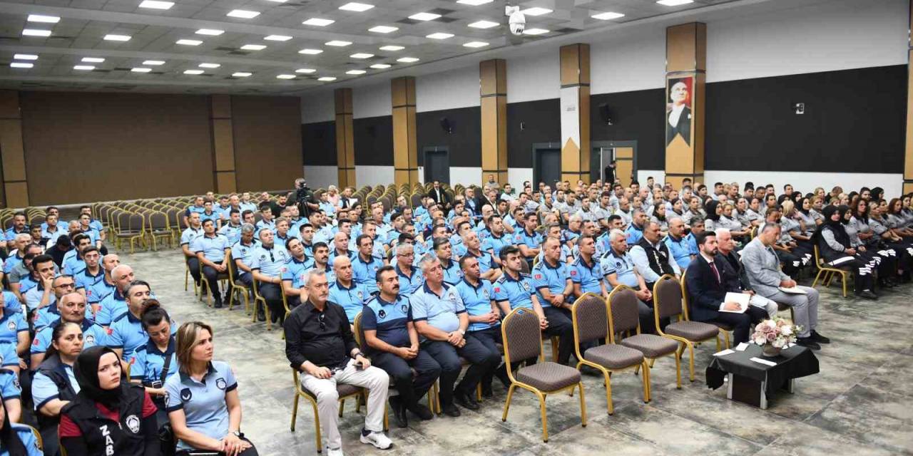 Esenyurt Belediye Başkanı Özer Zabıta Ve Güvenlik Görevlileriyle Bir Araya Geldi
