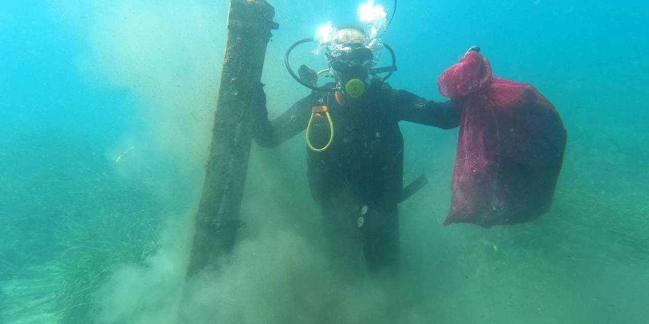 Deniz Dibi Temizliği Turgutreis’te Yapıldı