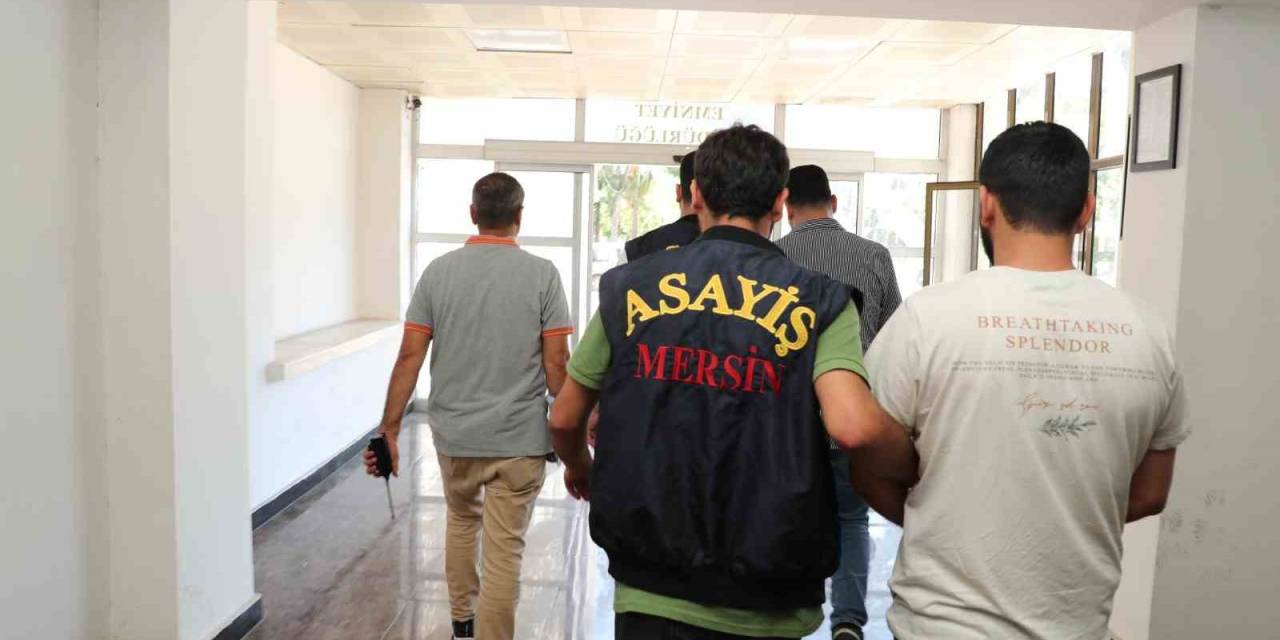 Yedieminde Bekletilen Araçları Çalmışlar