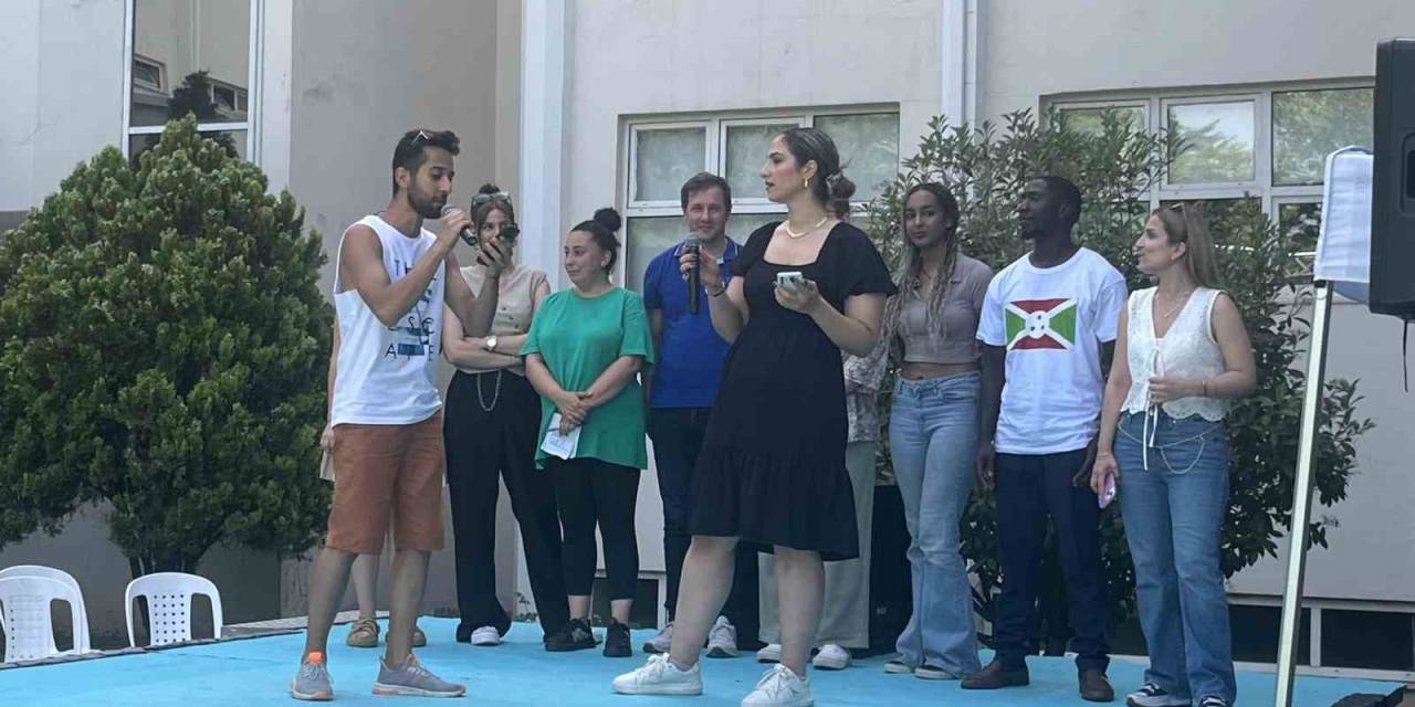 Eğlence Ve Kariyer Bir Arada