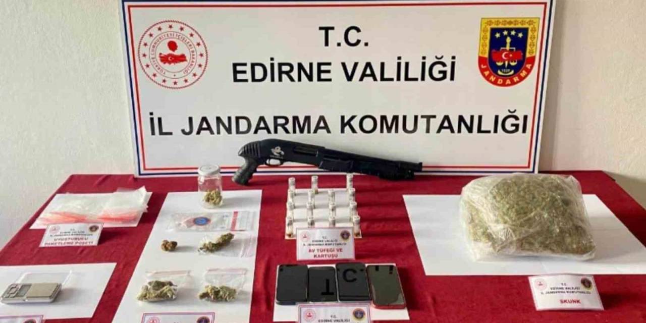 Jandarma Ekipleri Uyuşturucu Tacirlerine Göz Açtırmadı