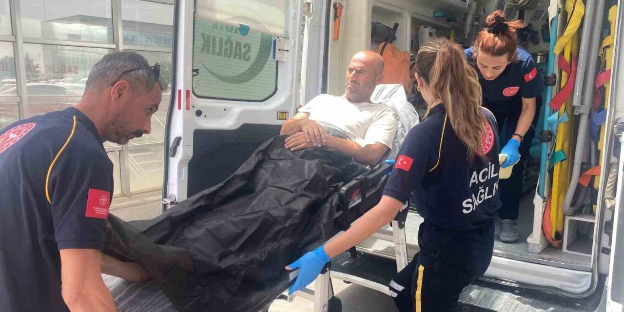 Boğulma Pahasına Suya Atlayarak Genç Kızı Boğulmaktan Kurtardı