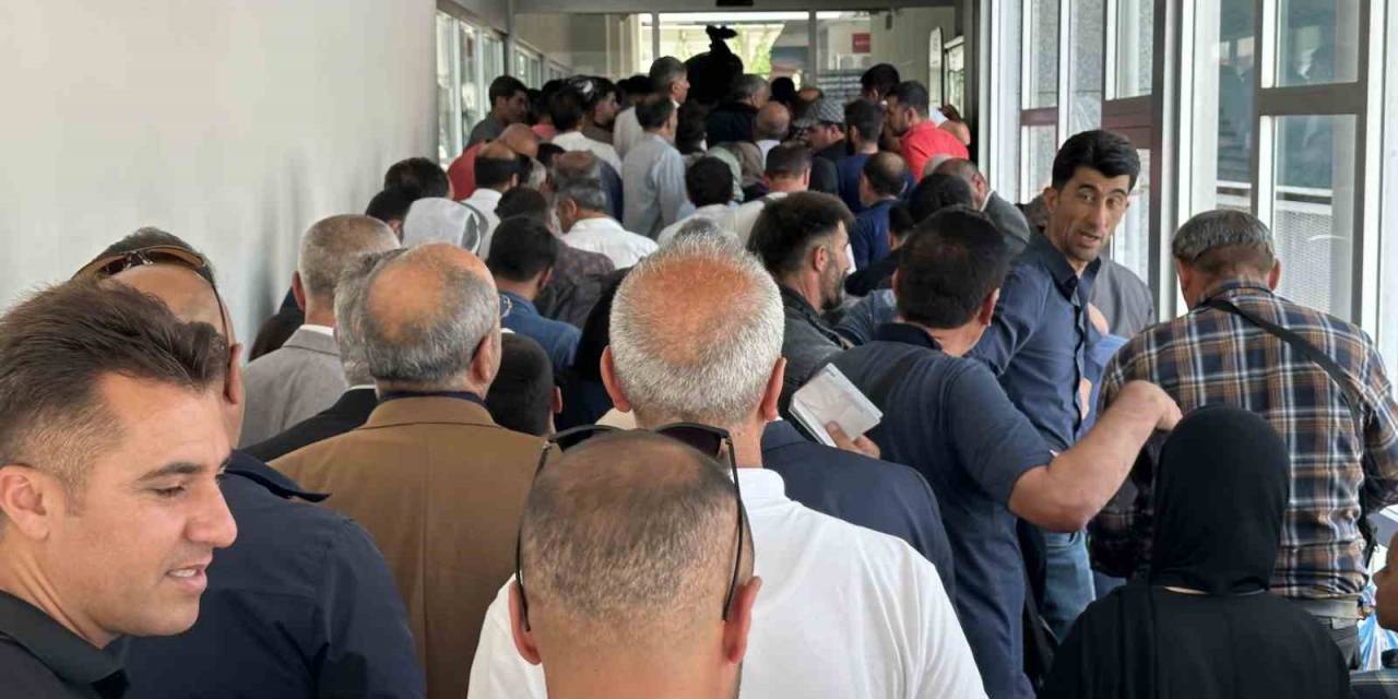 Türkiye-iran Sınırında Bayram Yoğunluğu