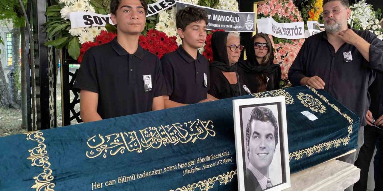 Yeşilçam’ın Usta Oyuncusu Murat Soydan Son Yolculuğuna Uğurlandı