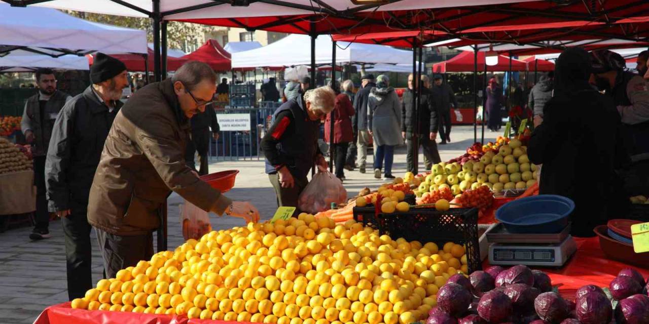 Şehzadeler’de Arife Pazarları Belirlendi