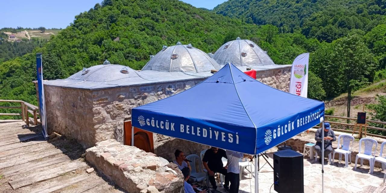 Yeniden İhya Edilen Tarihi Hamam Öğrencileri Ağırladı