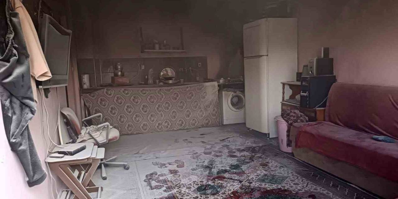 Fabrika Koğuşunda Çıkan Yangın Ucuz Atlatıldı