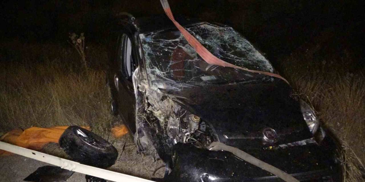 Takla Atan Araçtan Fırlayarak Ağır Yaralanan 22 Yaşındaki Sürücü Hayatını Kaybetti