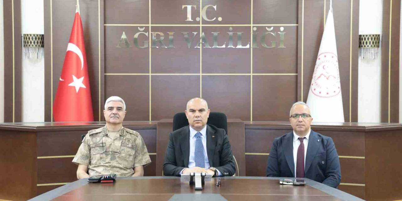 Ağrı’da “Güvenlik Ve Asayiş” Toplantısı Yapıldı