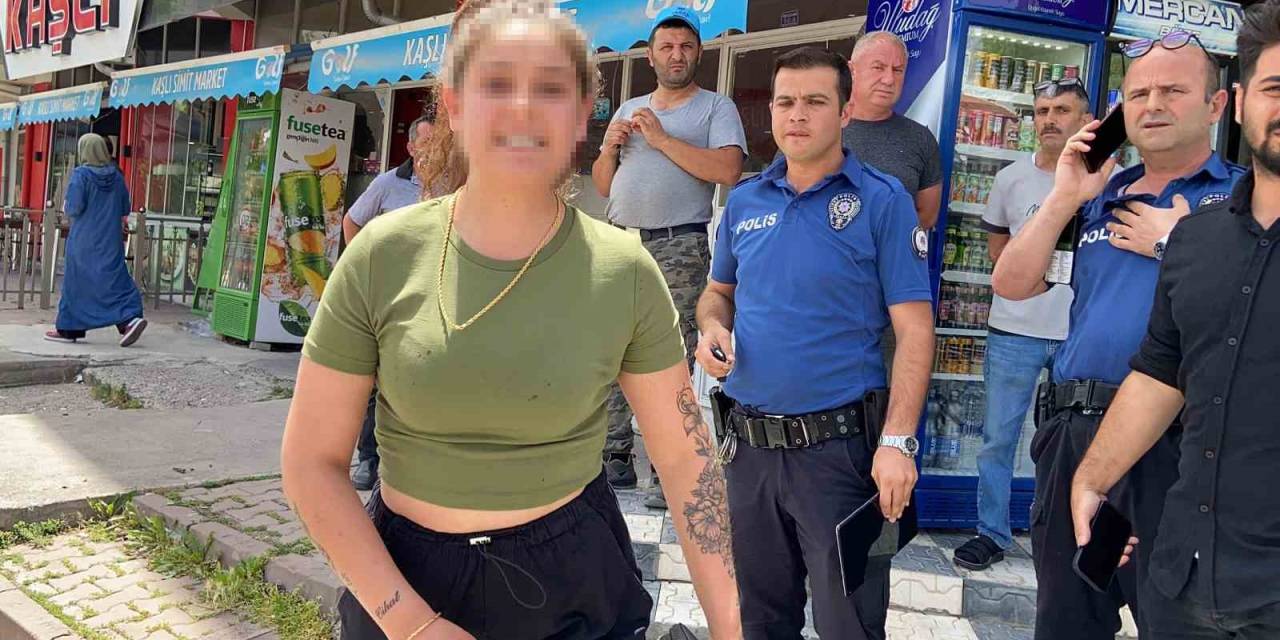 Alkollü Araç Kullanıp Kaza Yaptı, Sinirini Basın Mensuplarından Çıkardı