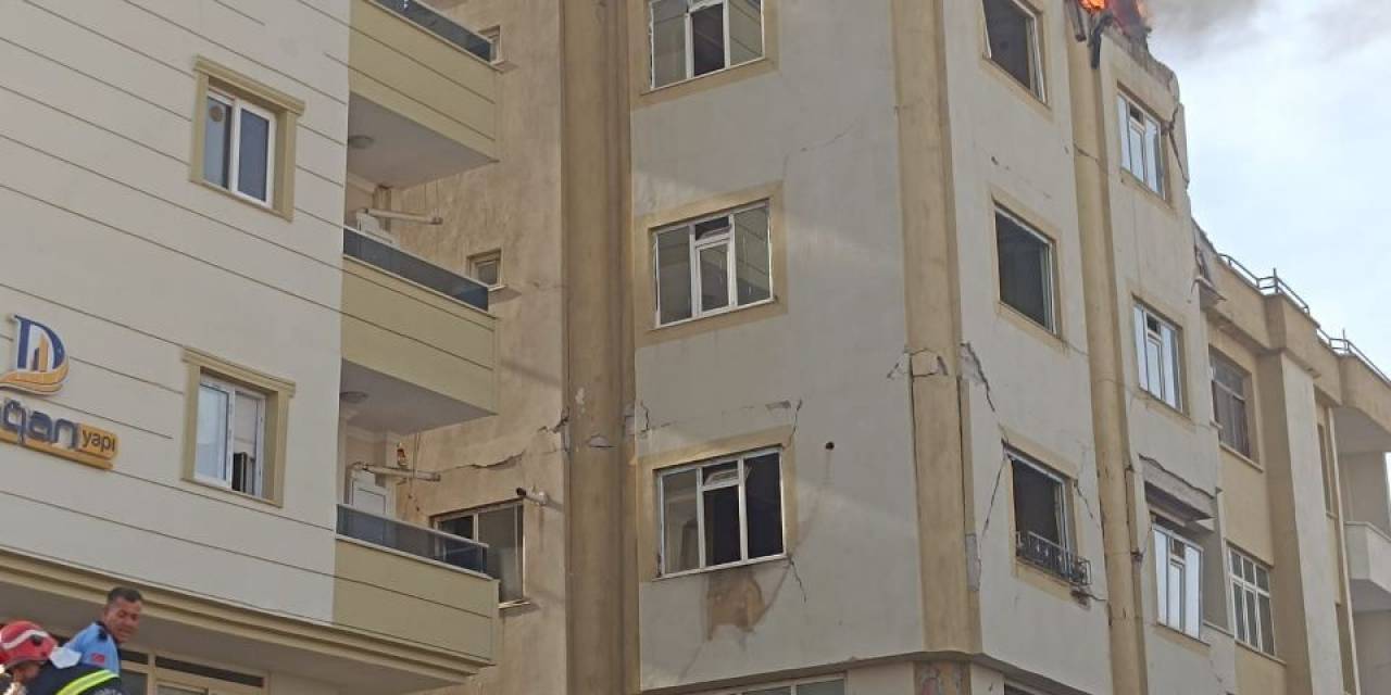 Gaziantep’te Korkutan Teras Yangını