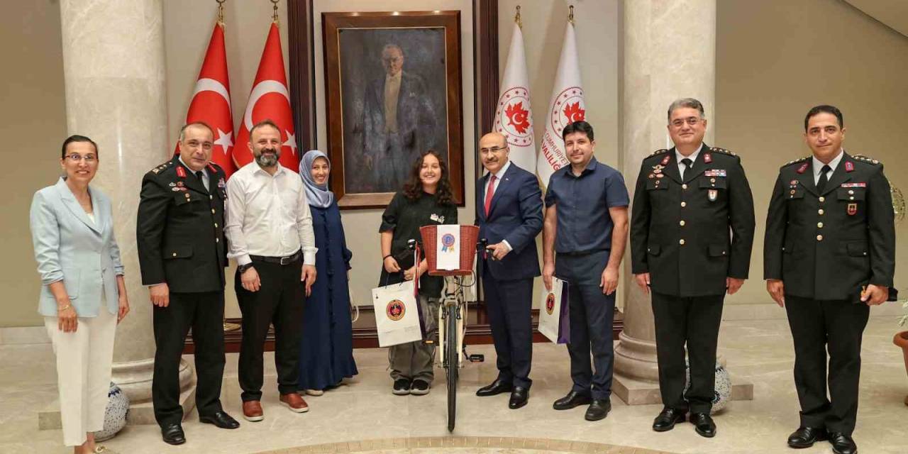 İl Jandarma Komutanı Aktemur’dan Vali Demirtaş’a Ziyaret