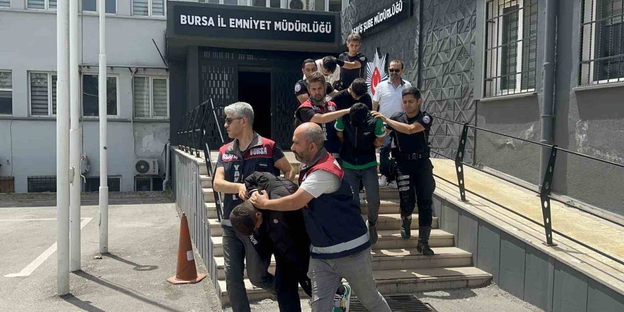 ’başkomiser Volkan’ Çetesini Gerçek Komiserler Enseledi