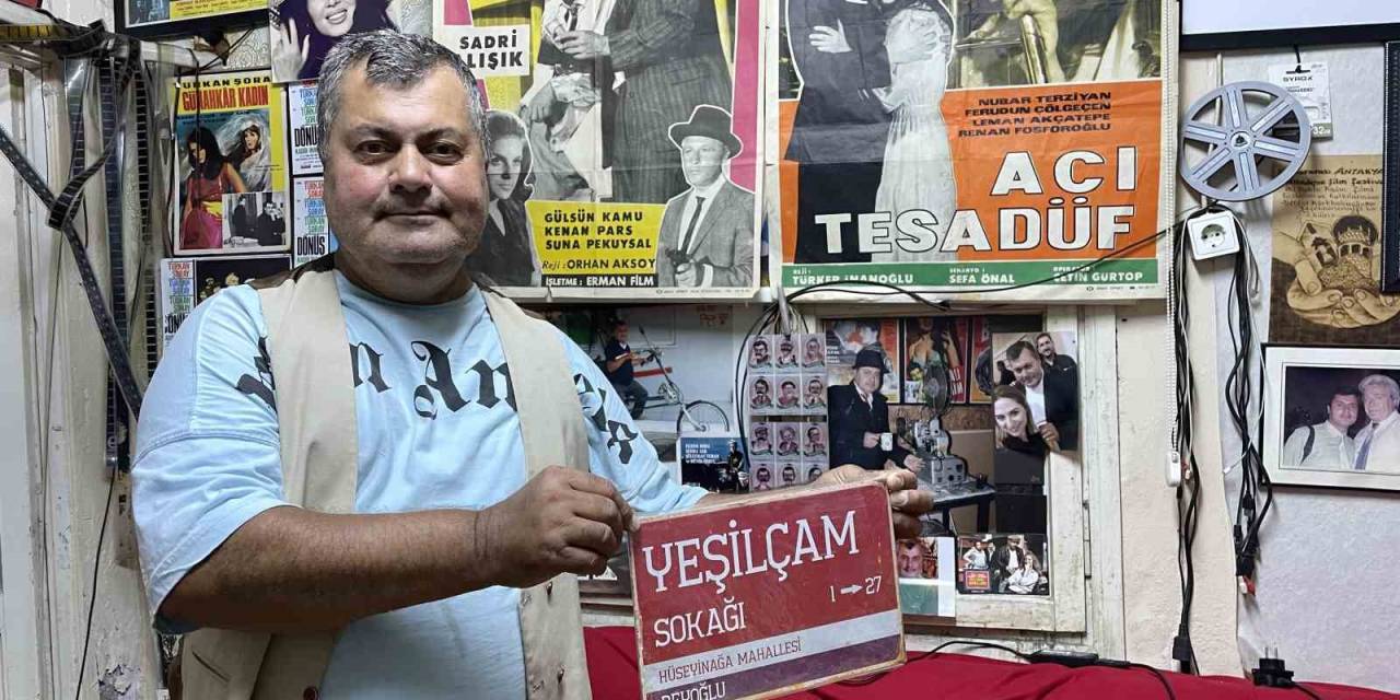 Yeşilçam Tutkusunu Evinde Yaşatıyor