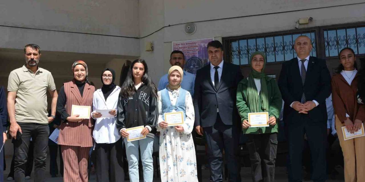 Patnos’ta 31 Bin Öğrenci Karne Sevinci Yaşadı.