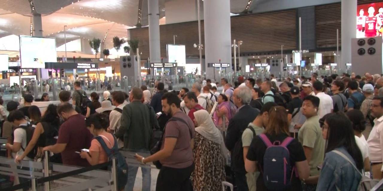 İstanbul Havalimanı’nda Bayram Yoğunluğu