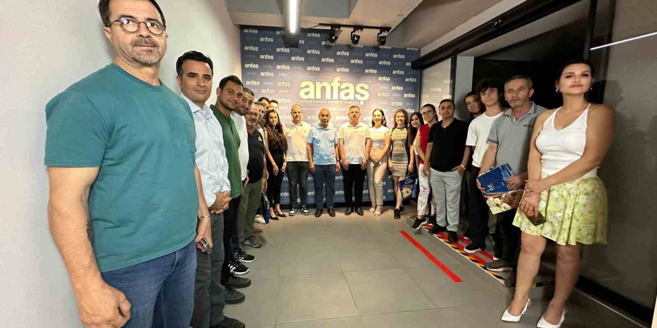 Anfaş’ta Bayram Sevinci