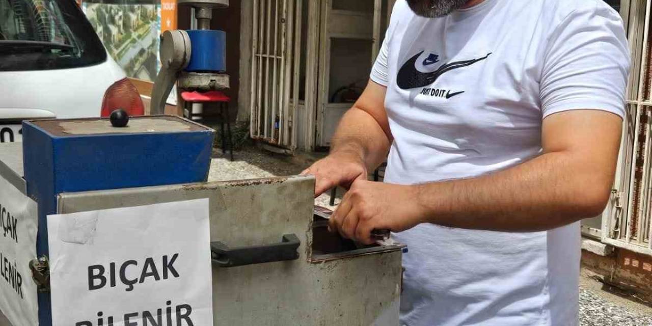 Bıçak Bileme Ustalarında ‘Son Gün’ Telaşı