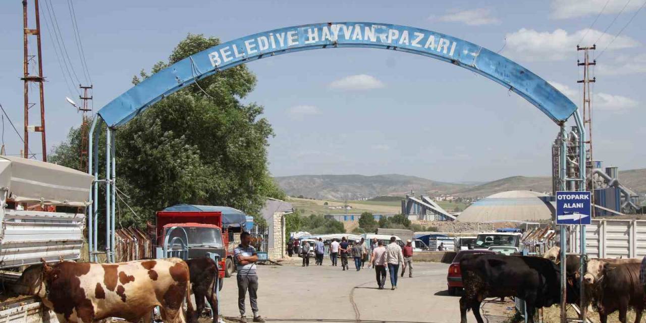 Sivas Kurban Pazarı Esnafı Dertli