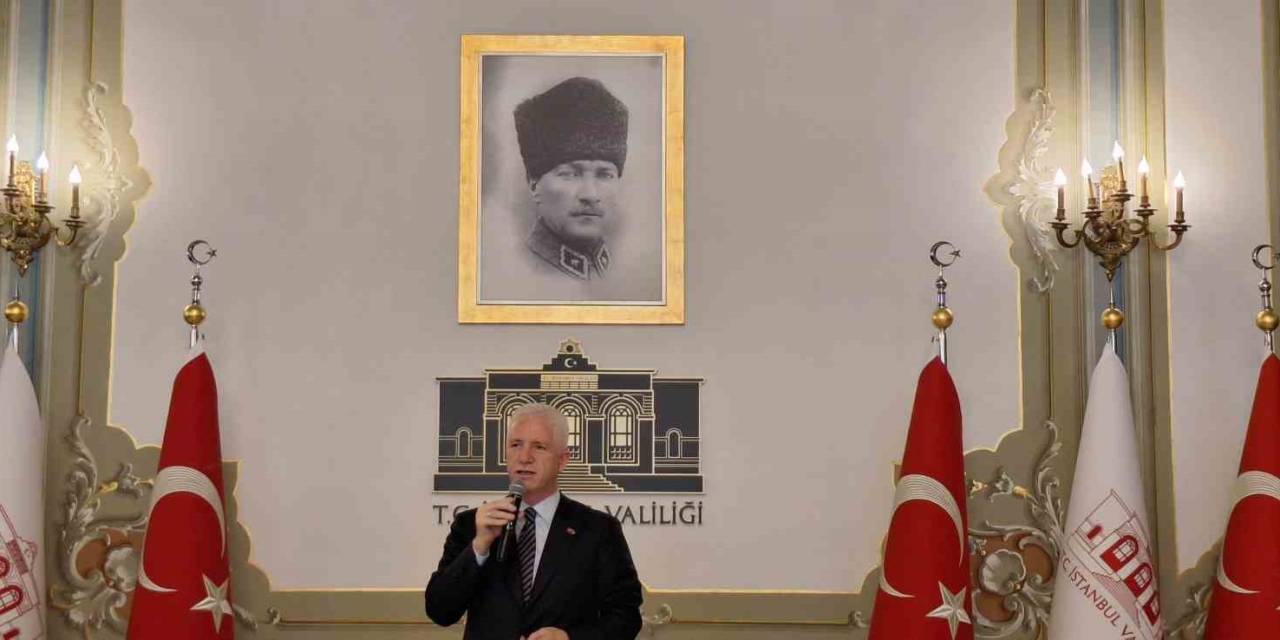 İstanbul Valiliği’nde Bayramlaşma Töreni Düzenlendi