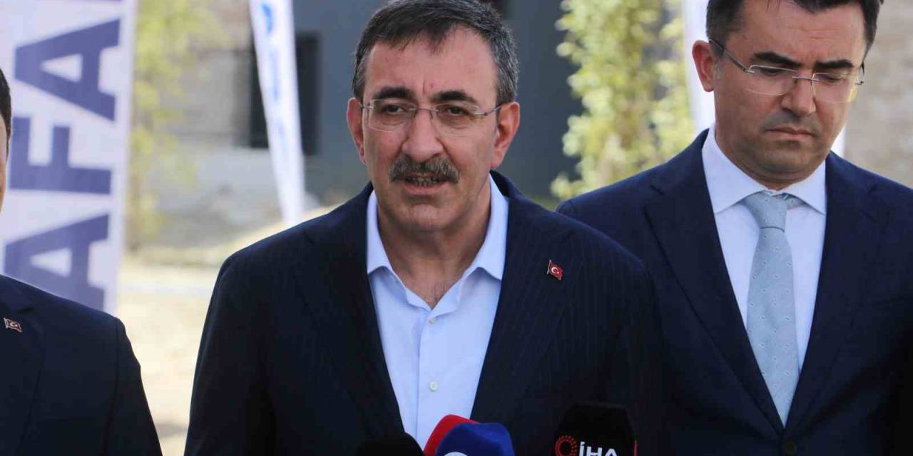Cumhurbaşkanı Yardımcısı Yılmaz: “Son 2 Yılda Merkezi İdareden Deprem Çalışmaları İçin Ayırdığımız Kaynak Yaklaşık 2 Trilyon Türk Lirası”